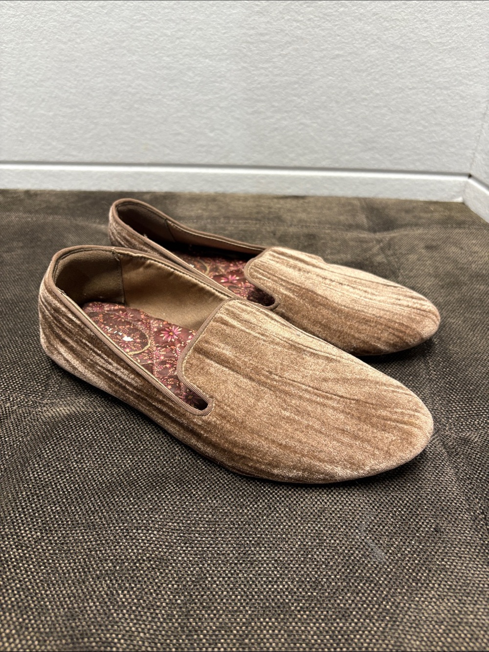 Birdies Women’s Donqun Velvet Ballet Flats